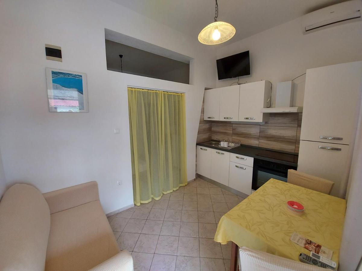 Apartments & Rooms Nensi Baška Eksteriør bilde