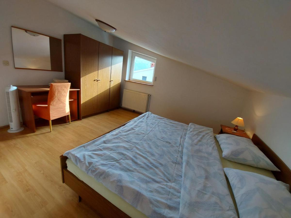 Apartments & Rooms Nensi Baška Eksteriør bilde