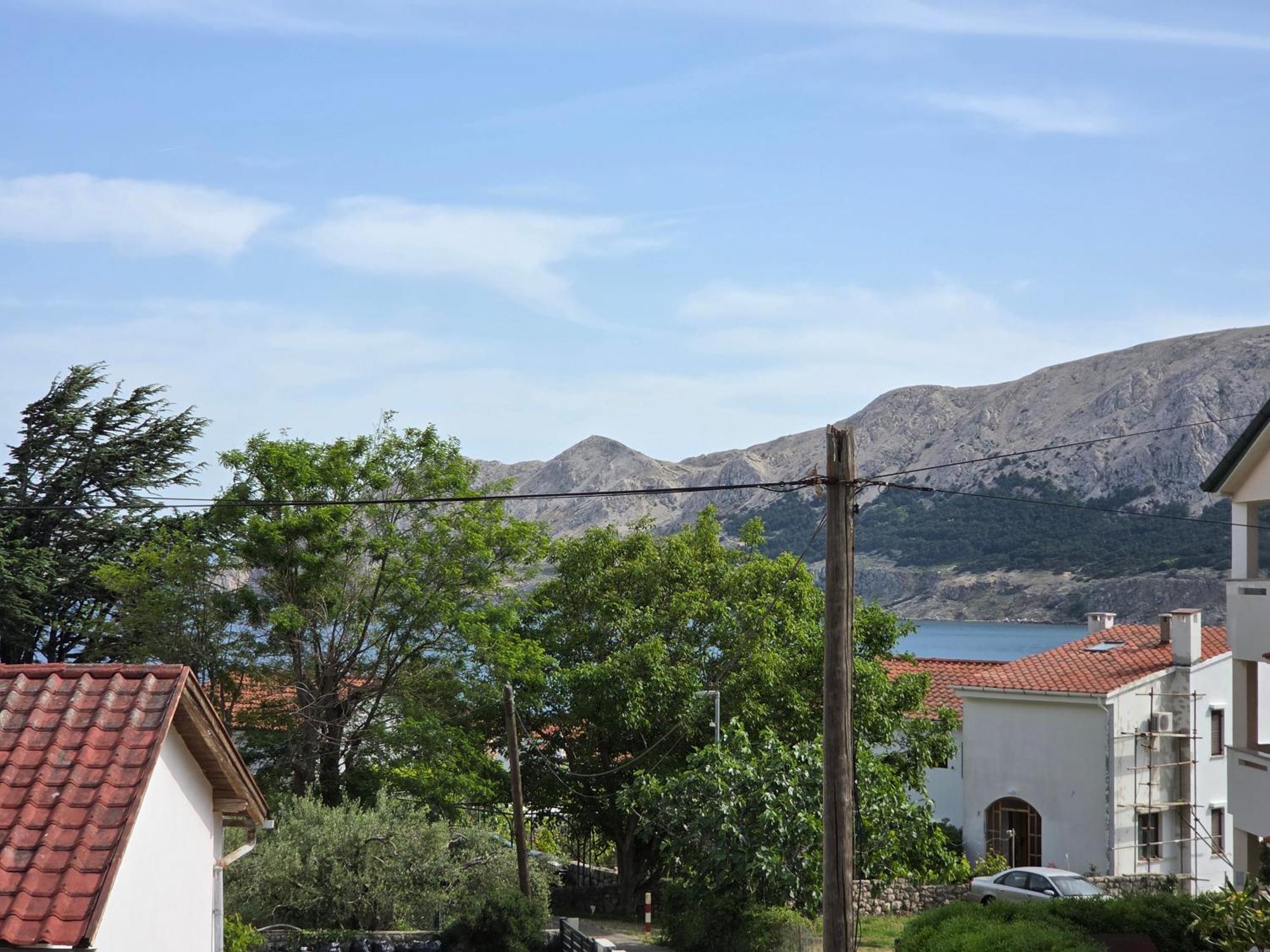 Apartments & Rooms Nensi Baška Eksteriør bilde