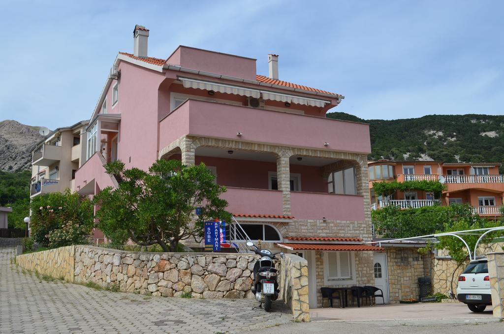 Apartments & Rooms Nensi Baška Eksteriør bilde